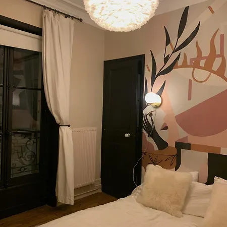 Heart Of Marais Calm And Charming New Paříž