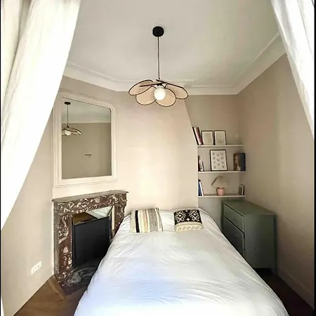 Heart Of Marais Calm And Charming New *