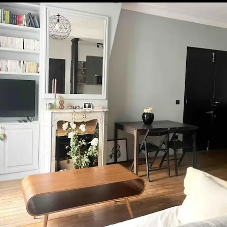 Apartment Heart Of Marais Calm And Charming New